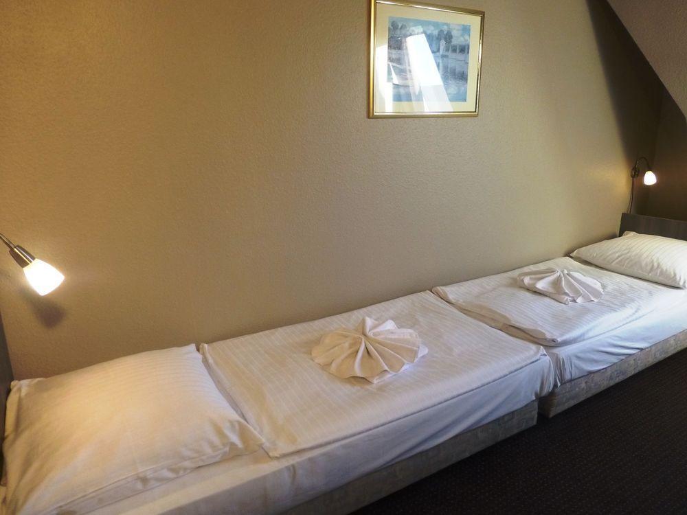 Hotel Rehberge Berlin Mitte Ngoại thất bức ảnh