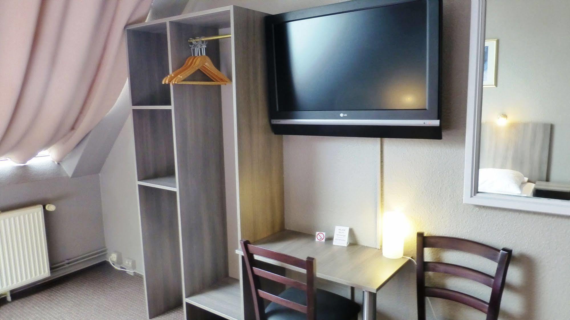 Hotel Rehberge Berlin Mitte Ngoại thất bức ảnh